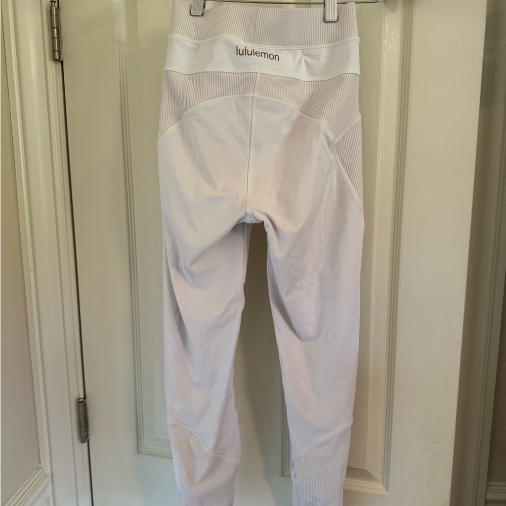 White Lululemon Leggings